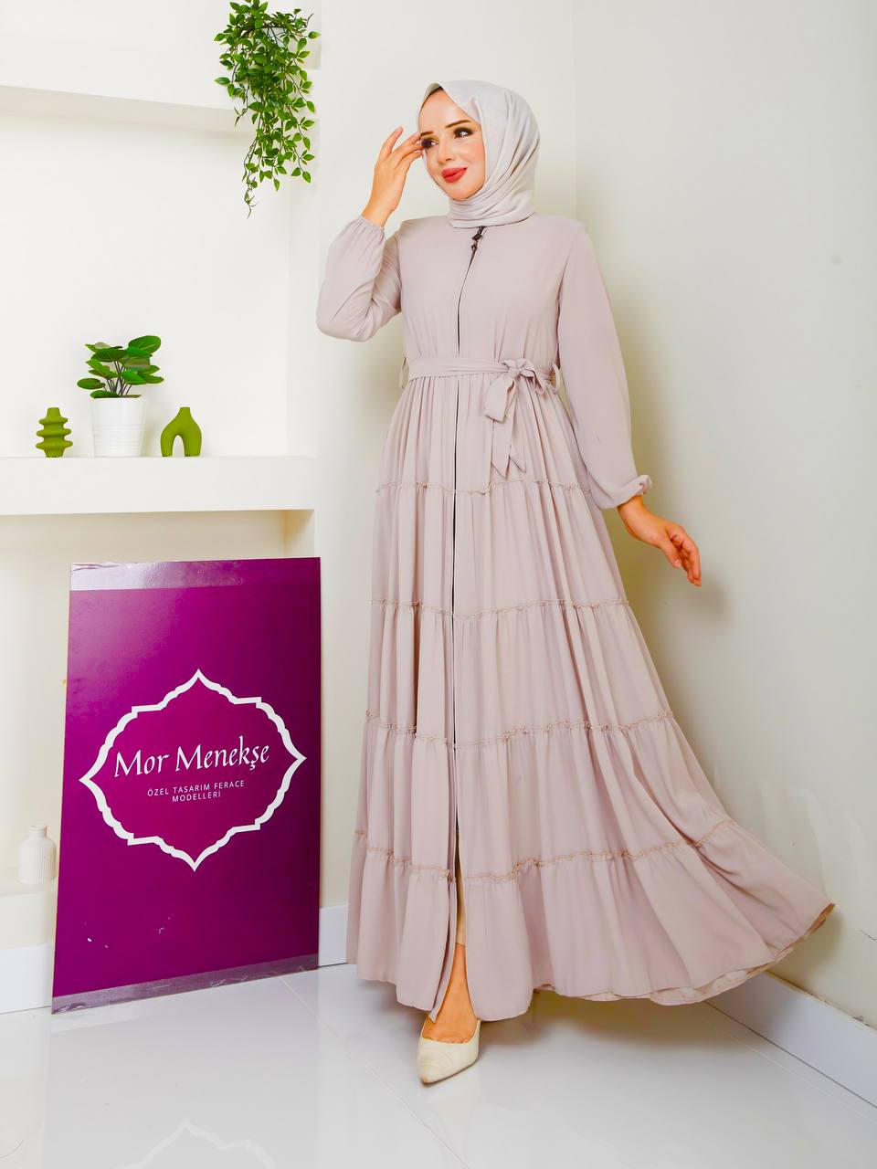 Bej 5 Kat Büzgülü Mevlana Model Ferace - Mısır Medine İpeği - yandan görünüm