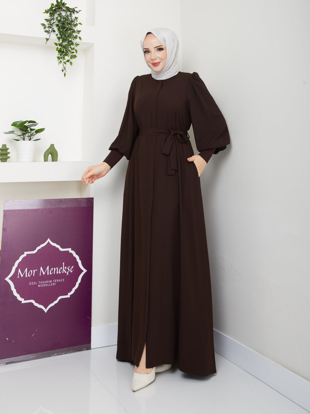 Kahverengi Yasmin Model Ferace - Safir Medine İpeği - kumaş detayı