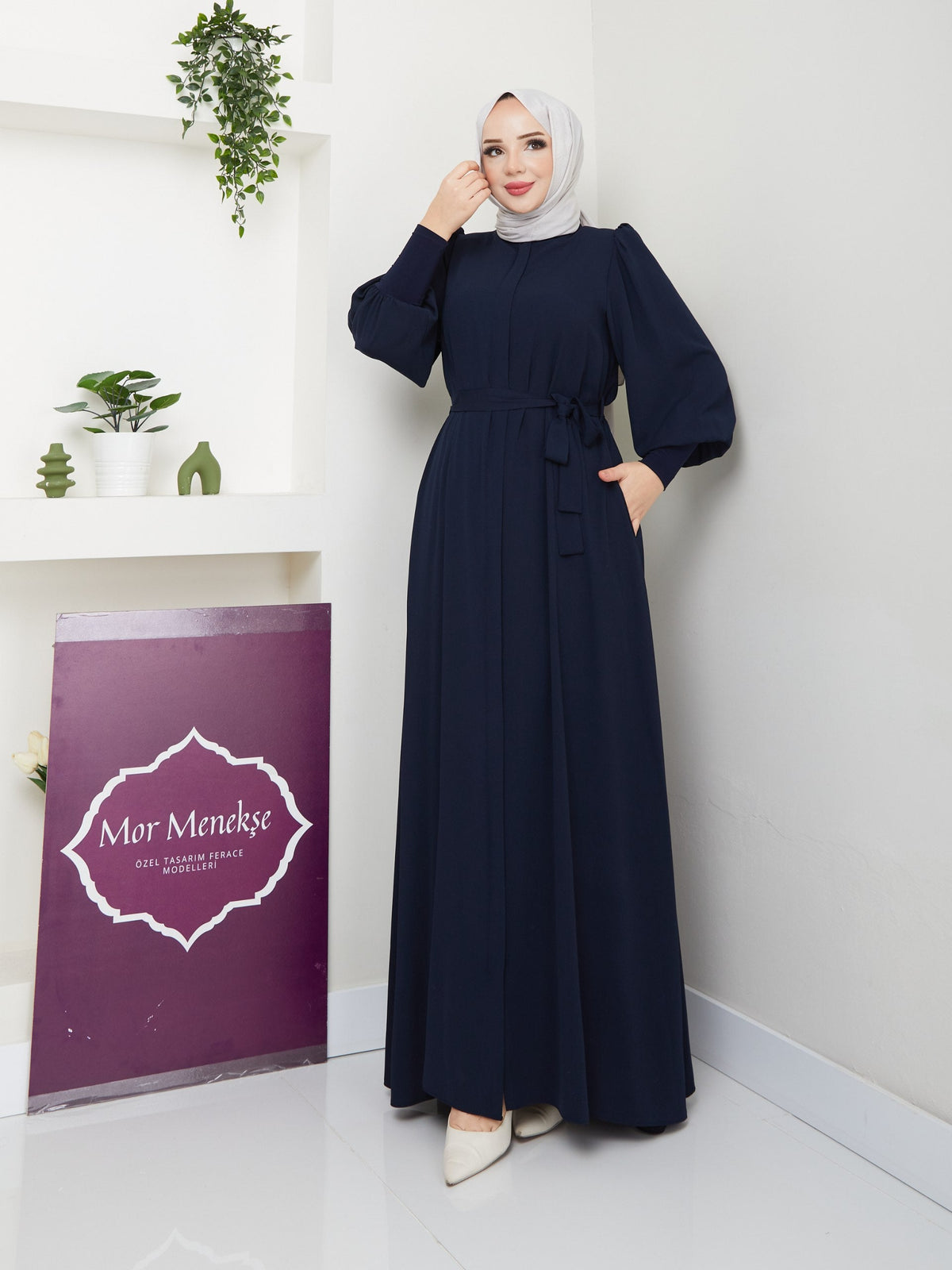 Lacivert Yasmin Model Ferace - Safir Medine İpeği - ön görünüm