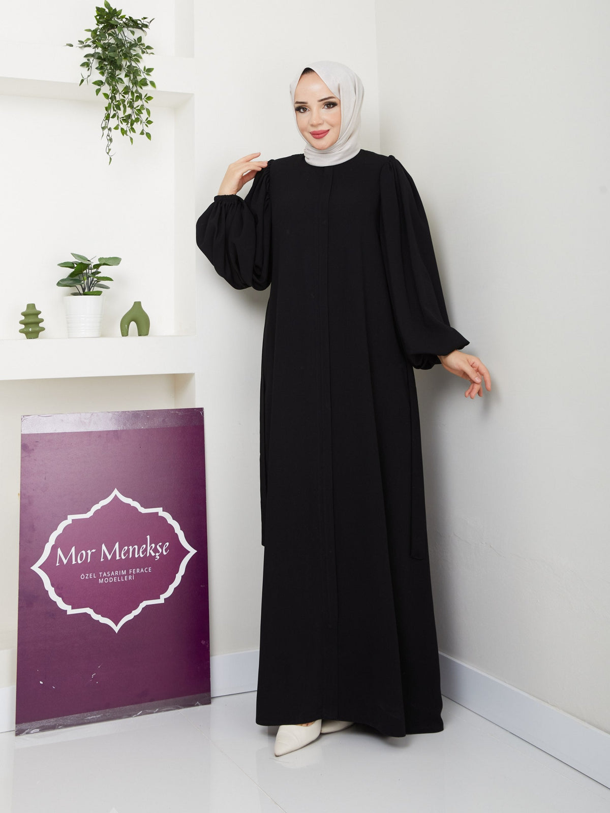 Siyah Balon Kol Model Ferace - Safir Medine İpeği - ön görünüm