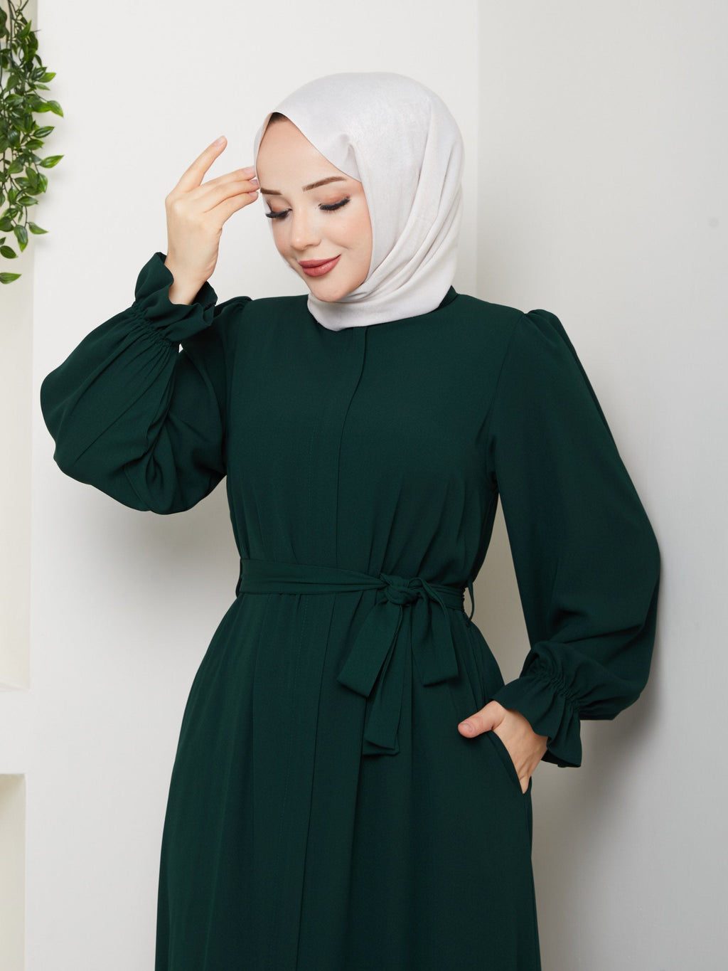 Yeşil Papatya Model Ferace - Safir Medine İpeği - farklı açıdan görünüm